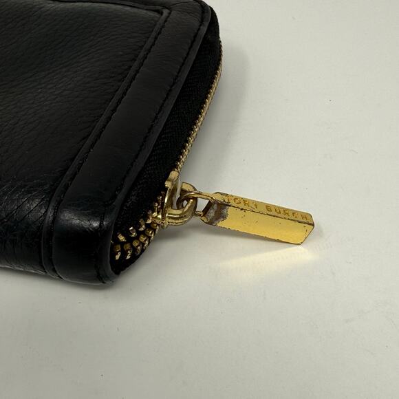 Tory Burch Amanda Zip Continental Wallet Black Pebbled Leather Gold Logo EUC - Picture 4 of 8
